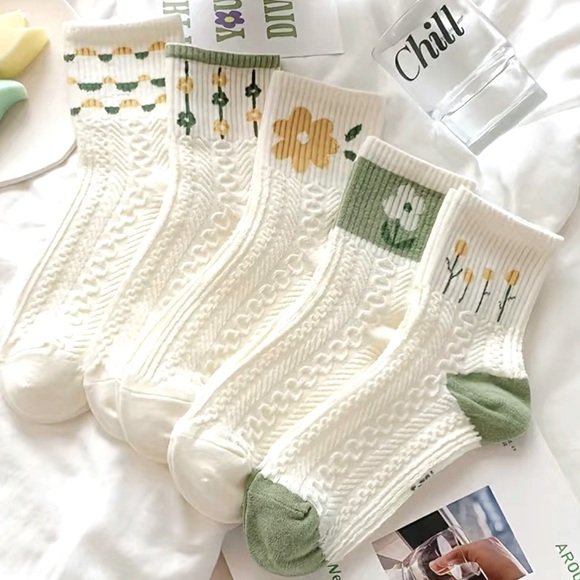 Accessories - 5 Pairs Novelty Crew Socks Floral Casual Socks Cactus Flower Cotton Socks